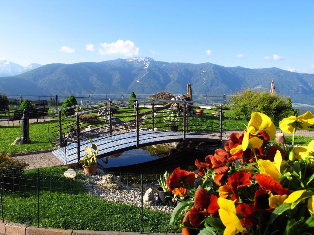 Hotel Amaten Brunico Exterior foto